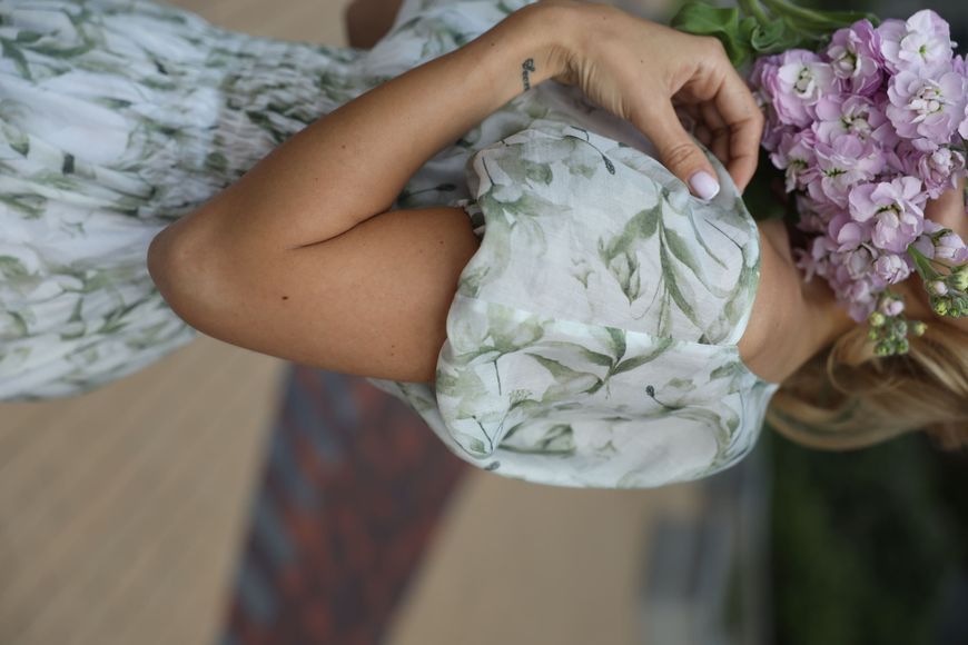 Сукня в зелені квіти фото