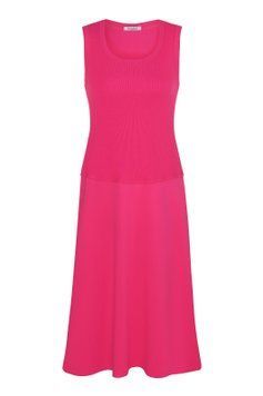 Pink dress photo
